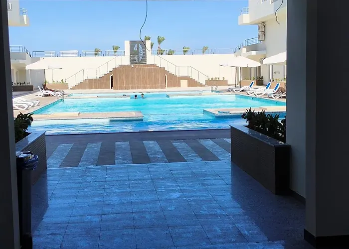 Peaks - La Vista One Bedroom Pool View