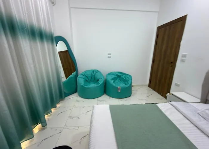 Peaks - La Vista One Bedroom Pool View * 洪加達